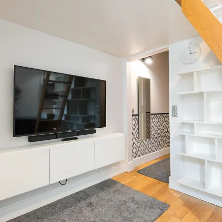 Apartment Hoza 62 By Bookinghost